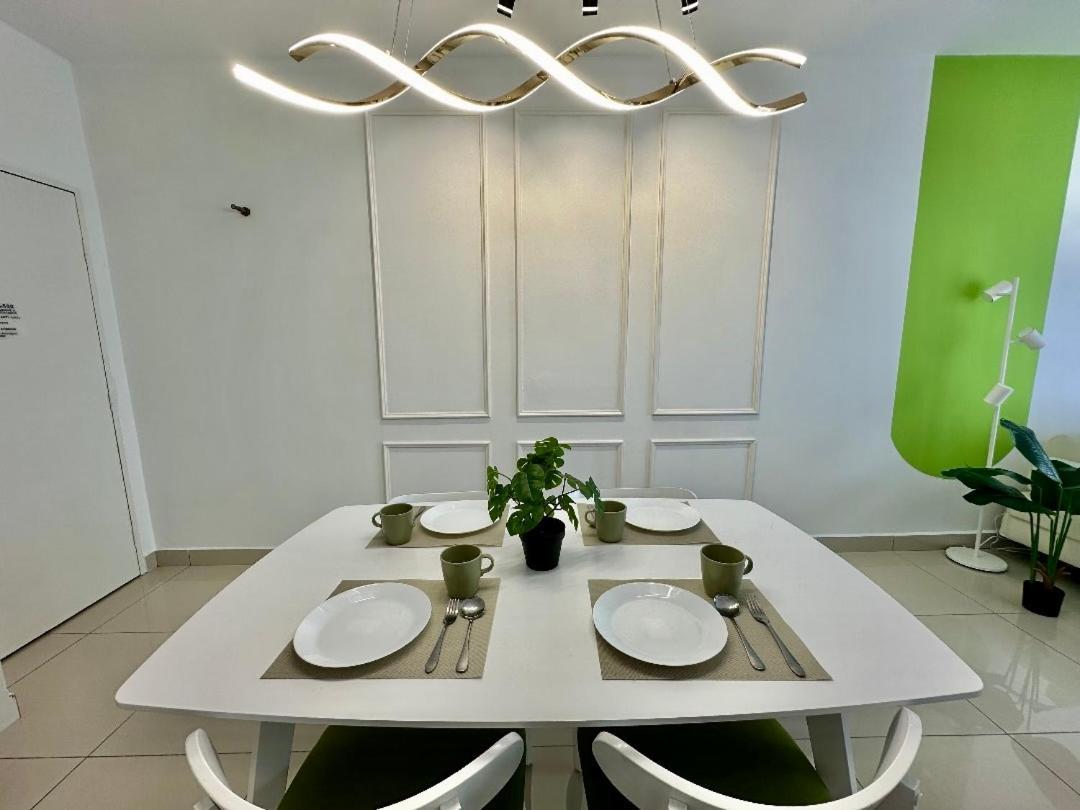 Arc Austin Hills Residensi By Antlerzone Apartment ยะโฮร์บาห์รู ภายนอก รูปภาพ